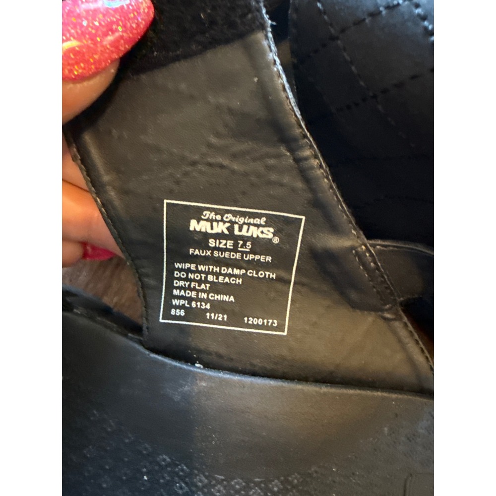 Muk Luks Womens Black Quilted Faux Suede Slingback Sandals Size 7.5 Adjustable - Picture 3 of 7
